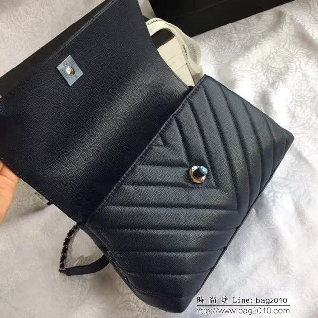 香奈兒CHANEL 92992 2018最新V字型 單手挽手提單肩包 DSC1981